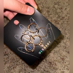NWT 8 piece gold rings Windsor bundle 💍